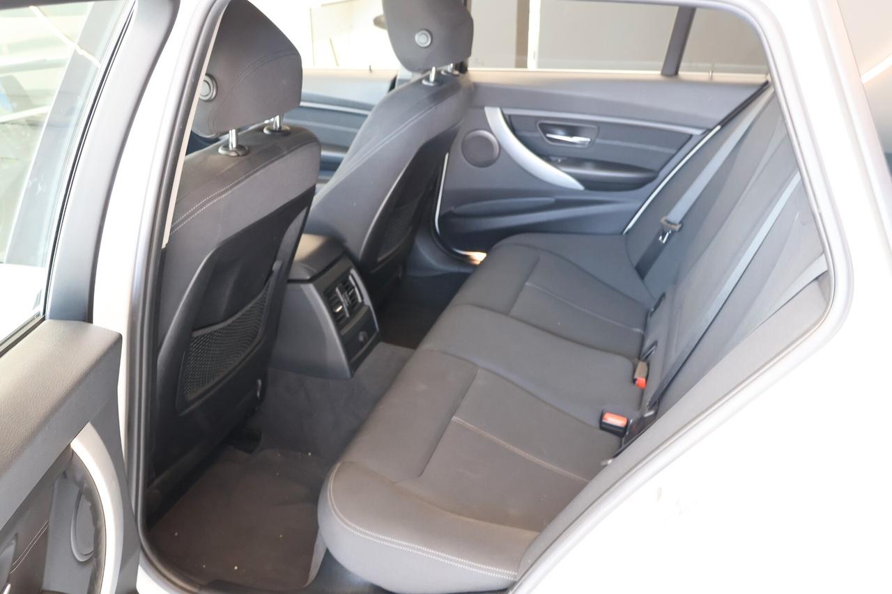 Bmw 318d Touring Sport automatica