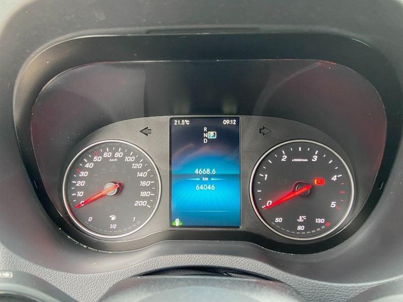 Mercedes-Benz Sprinter 319 2.0 cdi F 37/35 rwd H2 9G-tronic