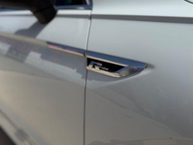 VOLKSWAGEN Tiguan R-LINE unicpro/GARANZIA iva deducibile