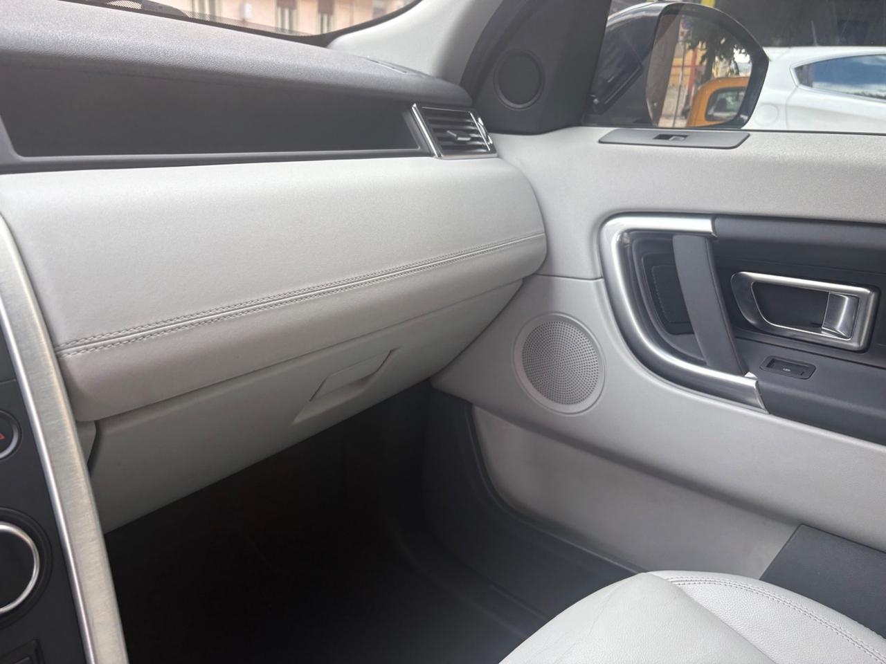 Land Rover Discovery Sport 2.0 TD4 150 CV HSE