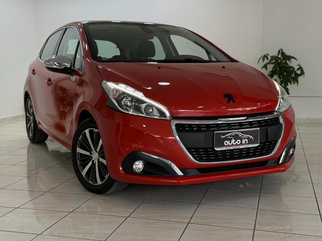 Peugeot 208 BlueHDi 75 5 porte Allure