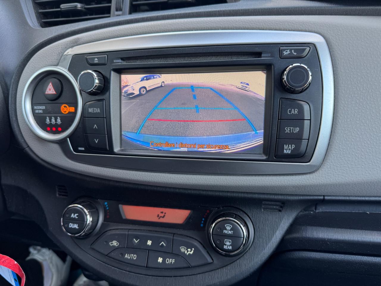 Toyota Yaris 1.3 5 porte Lounge