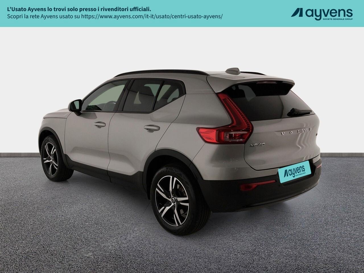 Volvo XC40 B3 automatico Plus Dark 163cv