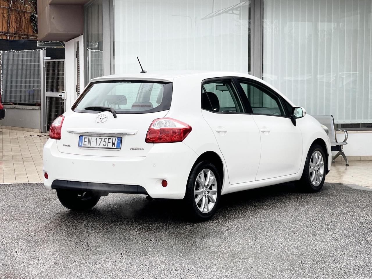 Toyota Auris 1.3 Benzina 99CV E5 Neo - 2012
