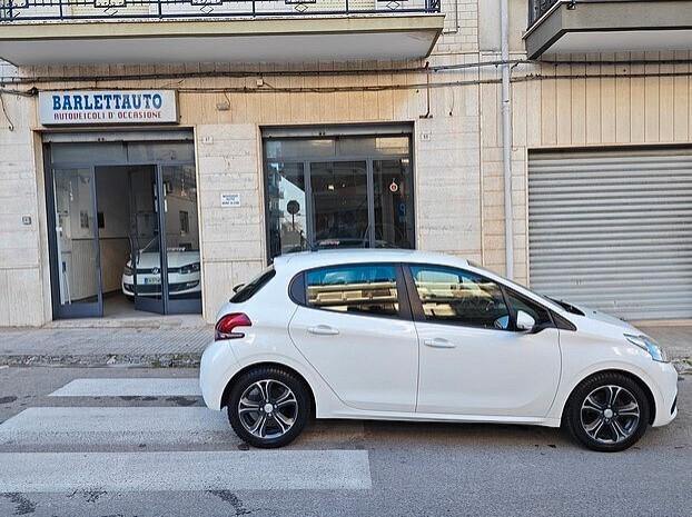 PEUGEOT 208 1.6 Hdi 75 cv 5 porte - 2018