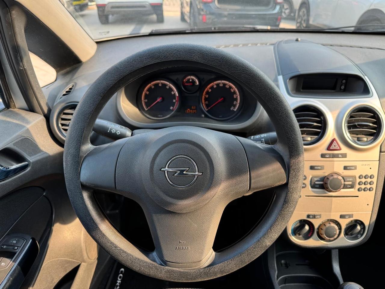 Opel Corsa 1.2 5 porte Enjoy GPL