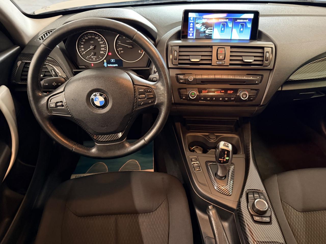 Bmw 120 120d 5p. Unique