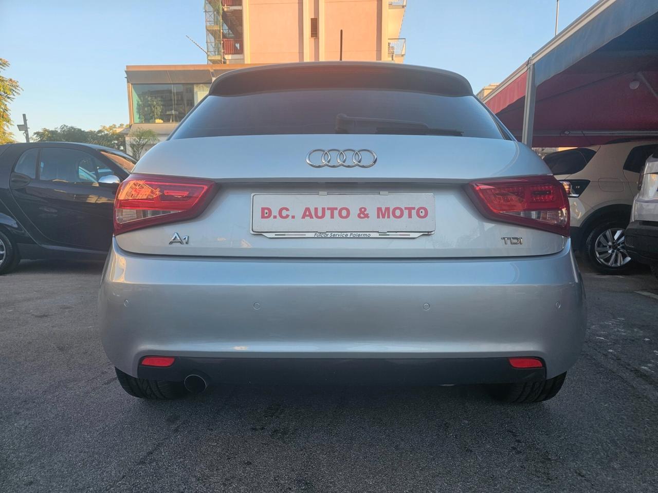 Audi A1 1.6 TDI S tronic 90CV..Da Vetrina..2013