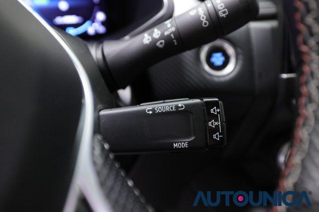 RENAULT Captur FULL HYBRID E-TECH 145 CV RS LINE NEOPATENTATI