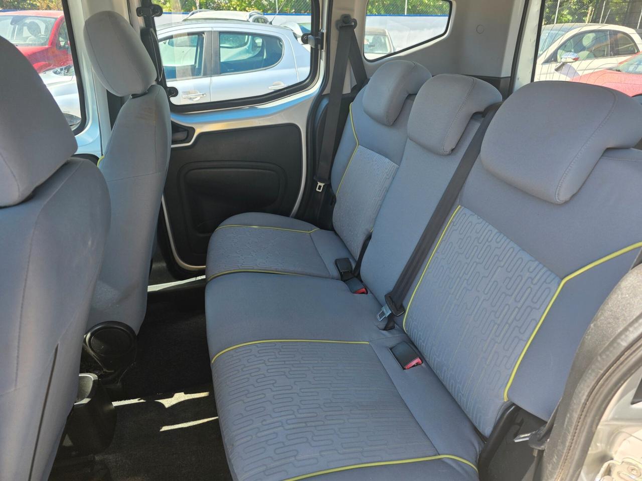 Peugeot Bipper Tepee 1.4 HDi BEVE OLIO