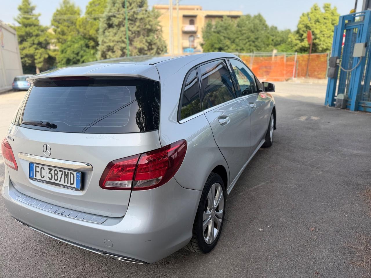 Mercedes-benz B 180 d Premium