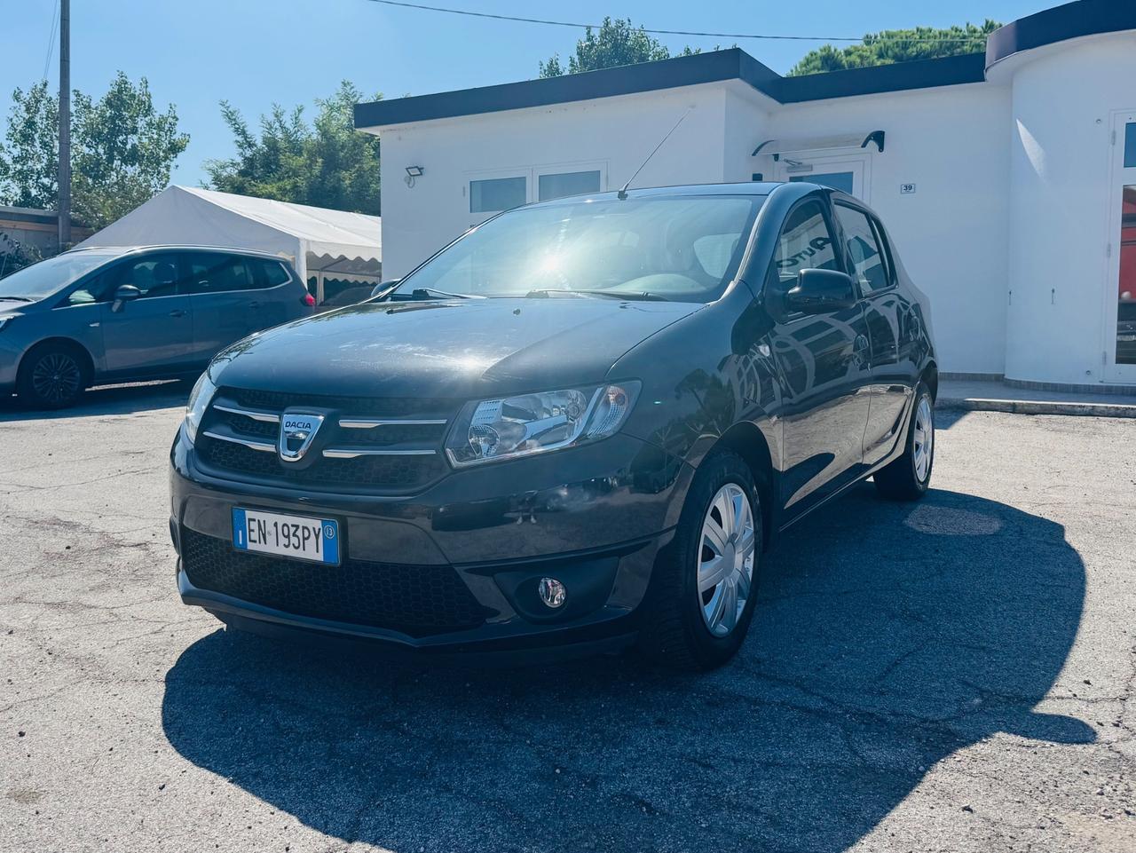Dacia Sandero 1.2 16V GPL 75CV