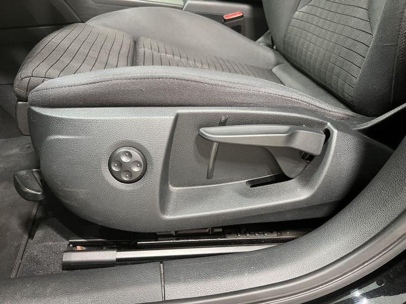 Audi A3 Sportback 35 TFSI COD S-Tronic Sport - prezzo vero senza obbligo di finanziamento
