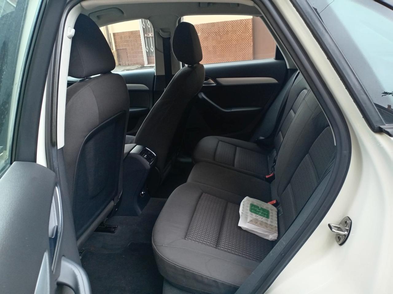 Audi Q3 2.0 TDI Business