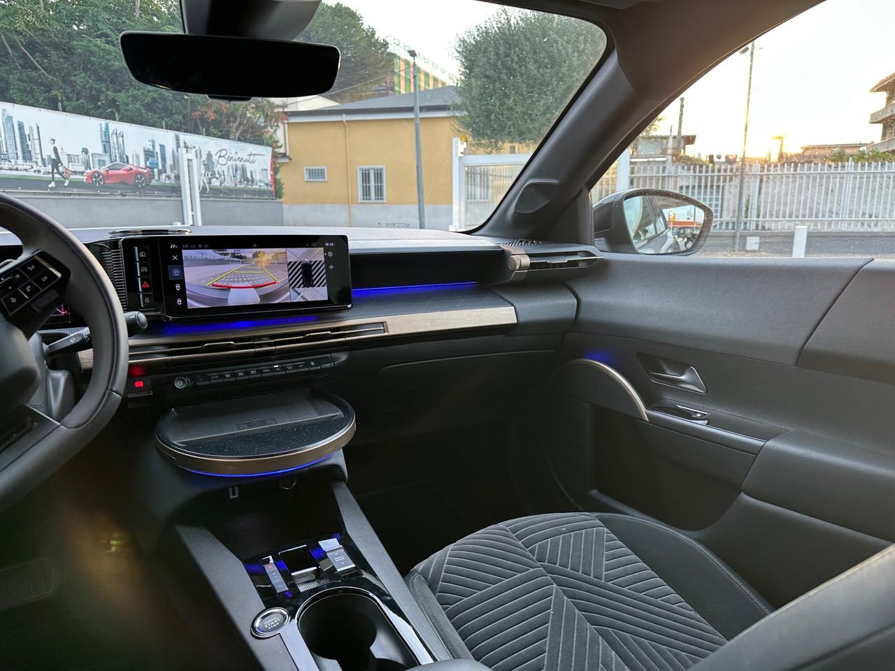 Lancia Ypsilon Hybrid e-DCT LX