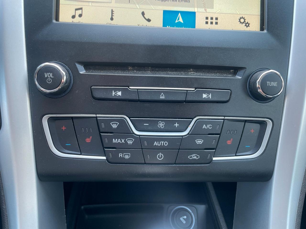 Ford Mondeo 2.0 TDCi 150 CV S&S Powershift SW Titanium Business