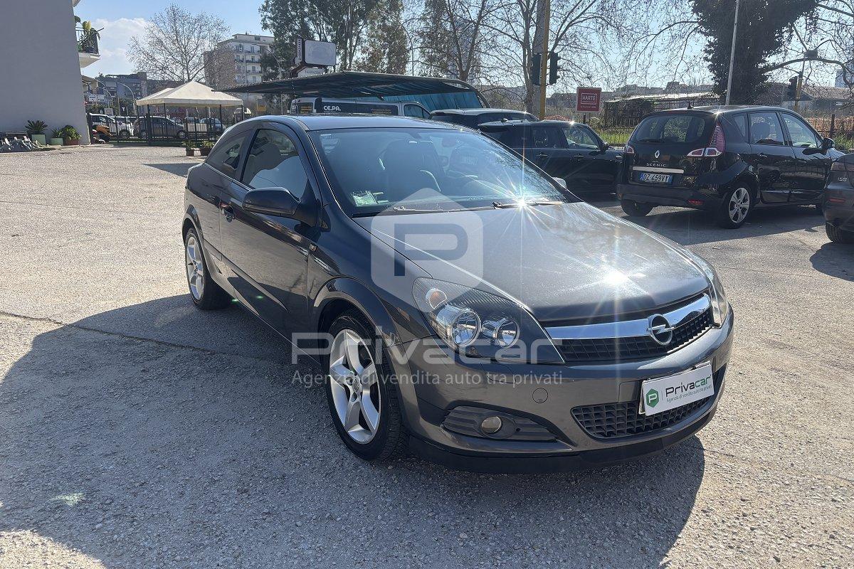 OPEL Astra GTC 1.7 CDTI 125CV 3 porte Cosmo