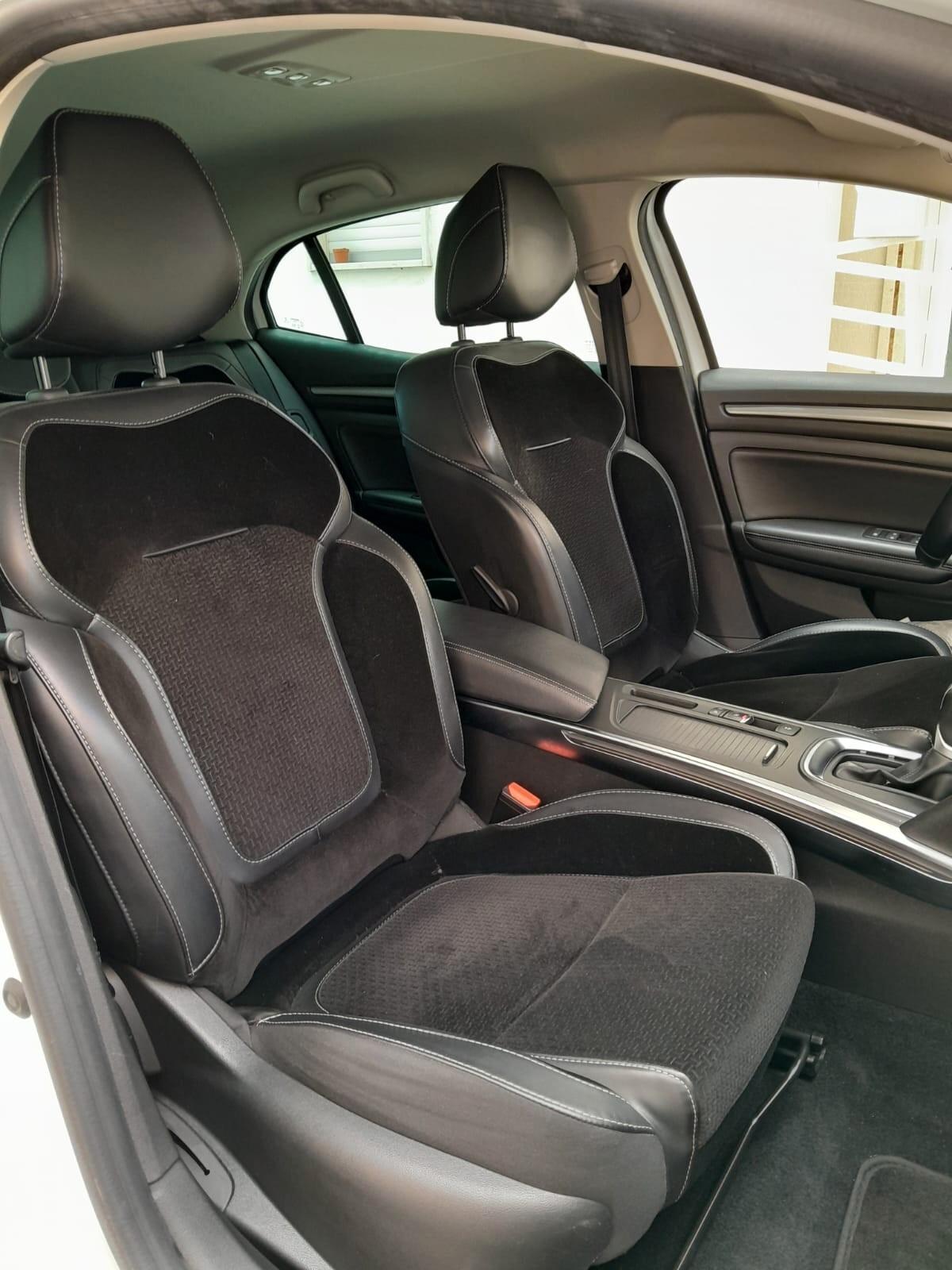 Renault Megane Mégane Blue dCi 115 CV Intens