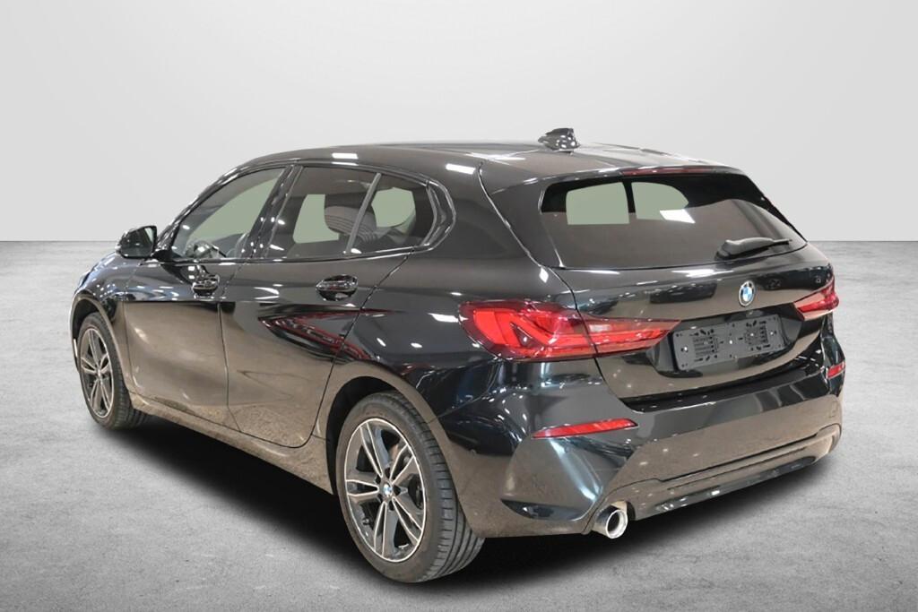 BMW 118i 136CV STEPTRONIC SPORT EDITION ( FARI LED - BMW DIGITAL COCKPIT - AMBIENT LIGHTS - NAVI - MIRROR - PARK ASSISTANT - TELECAMERA POST. - CERCHI 17 )