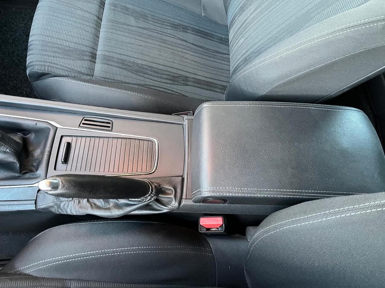 Peugeot 508 1.6 HDi 115CV SW Access