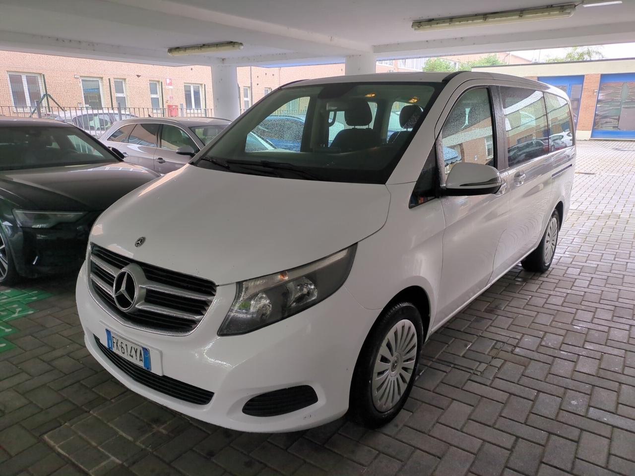 Mercedes-benz V 220 d 4Matic Executive Extralong