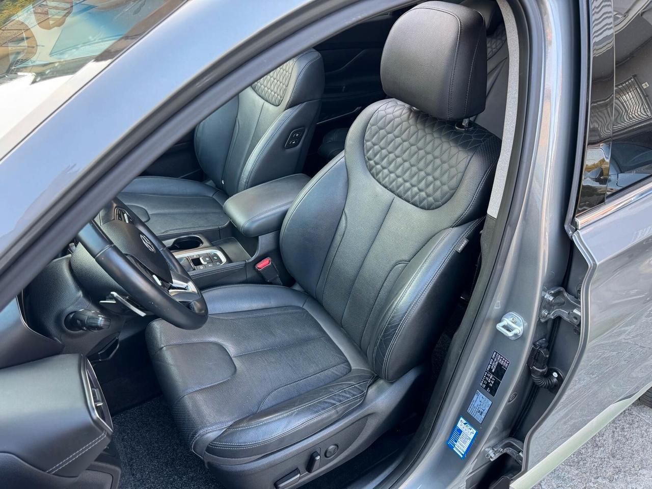 HYUNDAI SANTA FE 2.2 CRDi 4WD A/T 7p XPRIME