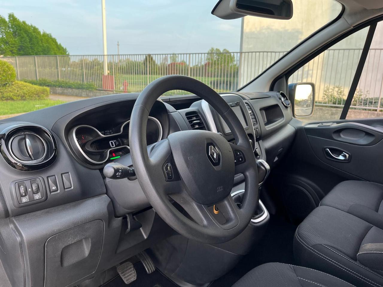 Renault Trafic / **Prezzo +IVA ** EURO 6D**