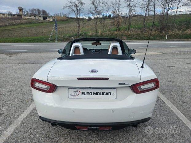 FIAT 124 Spider Turbo Lusso