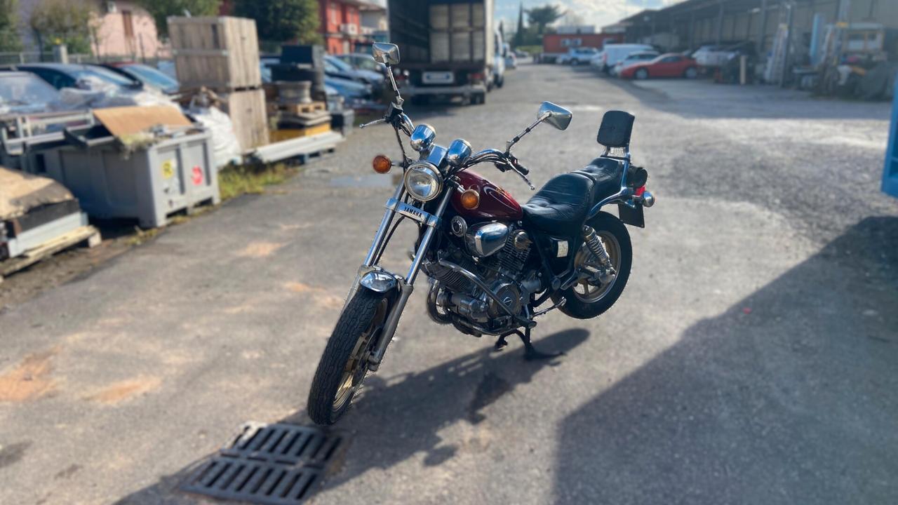 Yamaha XV 1000 Virago