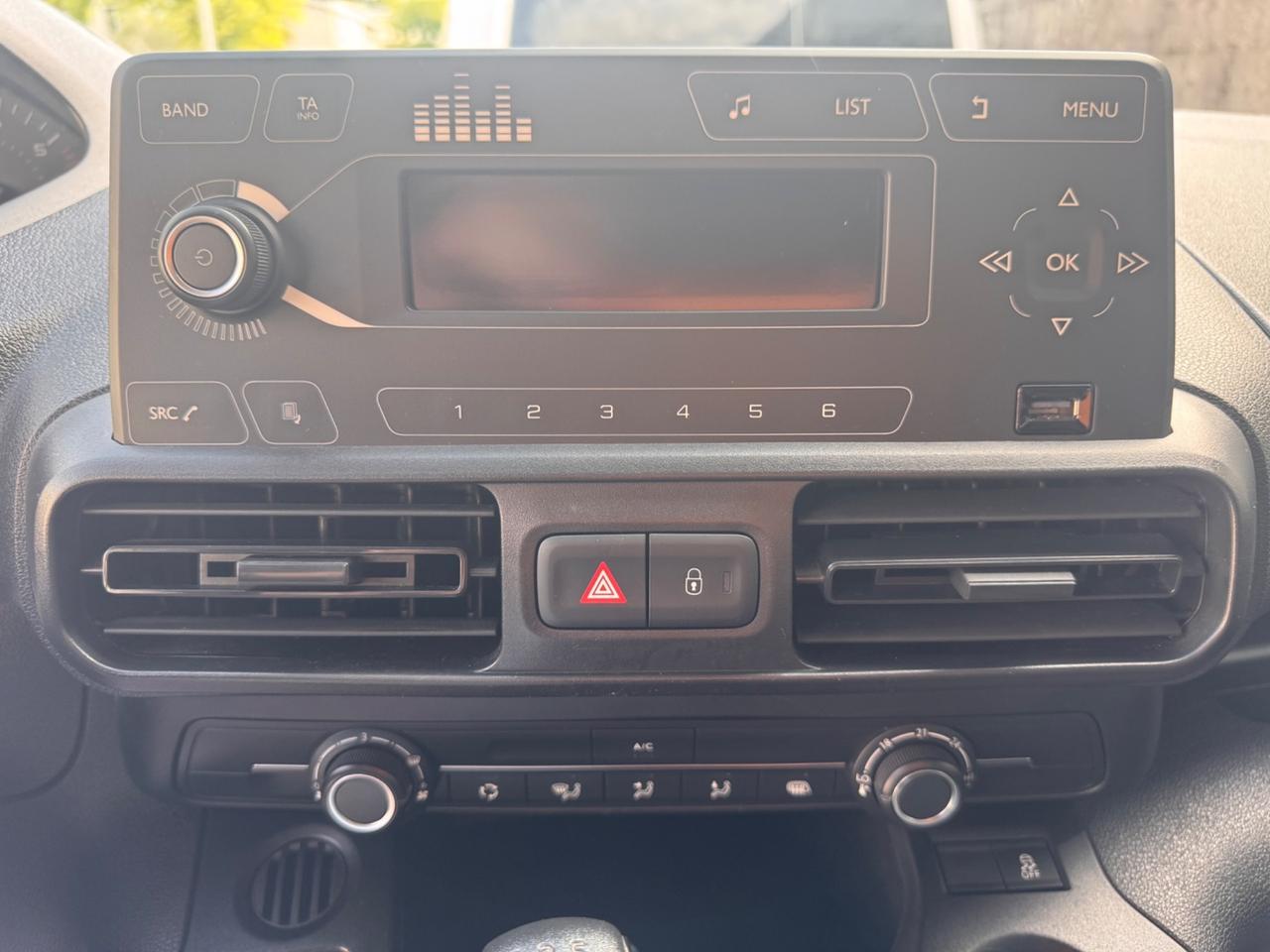 Peugeot PARTNER 1.5 BLUEHDI 100Cv PERFETTO PRONTA CONSEGNA