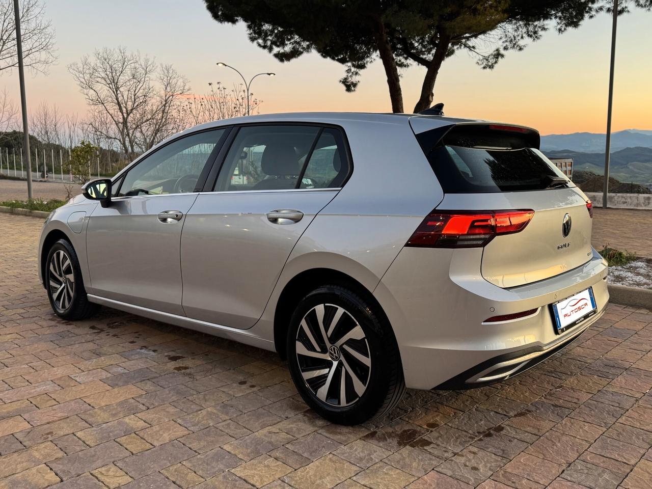 Volkswagen Golf 1.4 TSI eHYBRID DSG Style