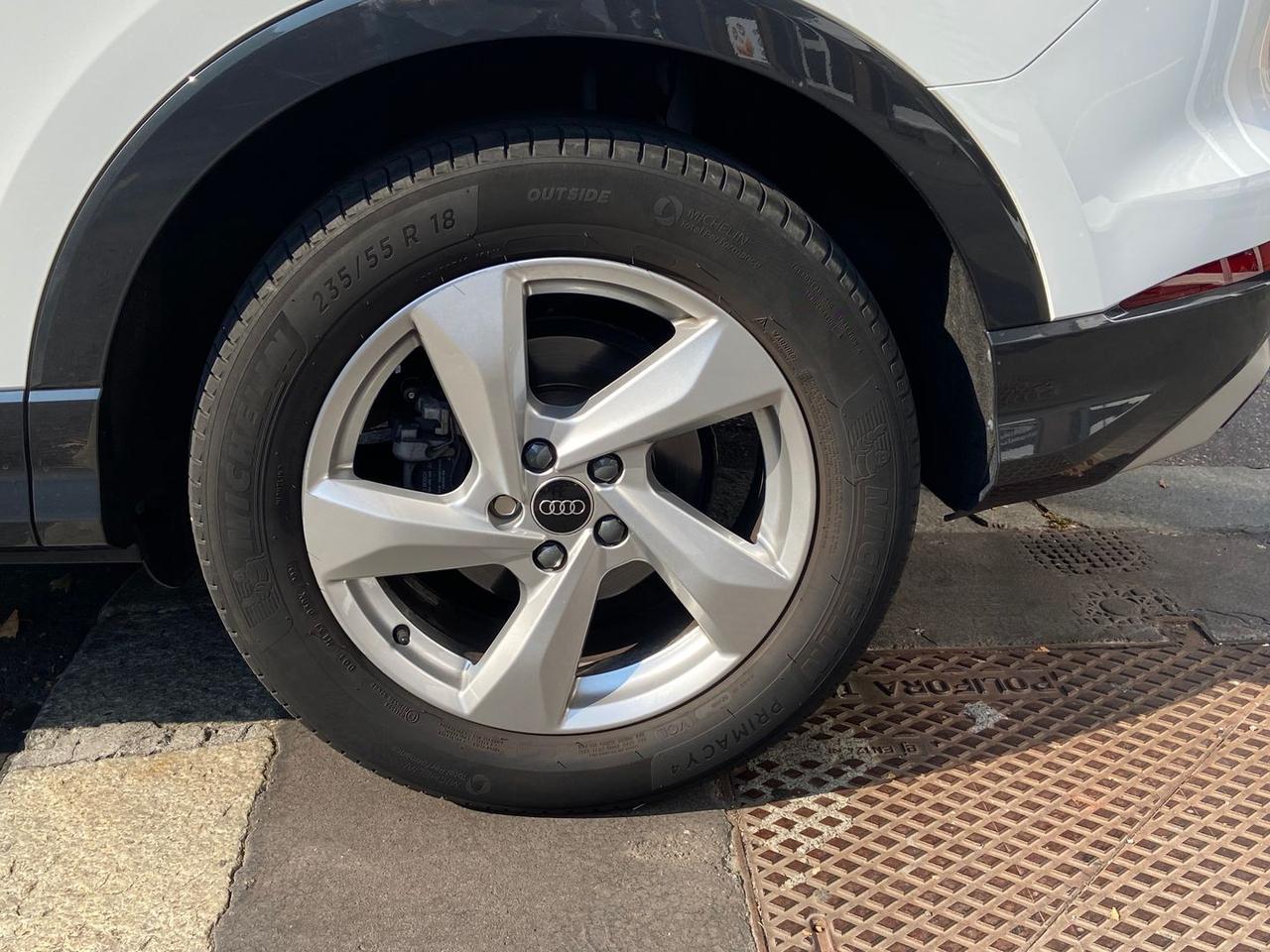 Audi Q3 Business Advanced 2.0 35 TDI #11442
