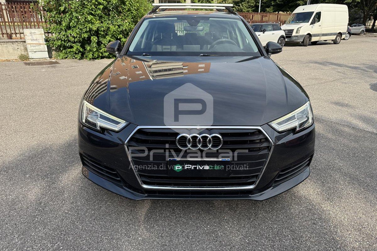 AUDI A4 Avant 30 TDI S tronic