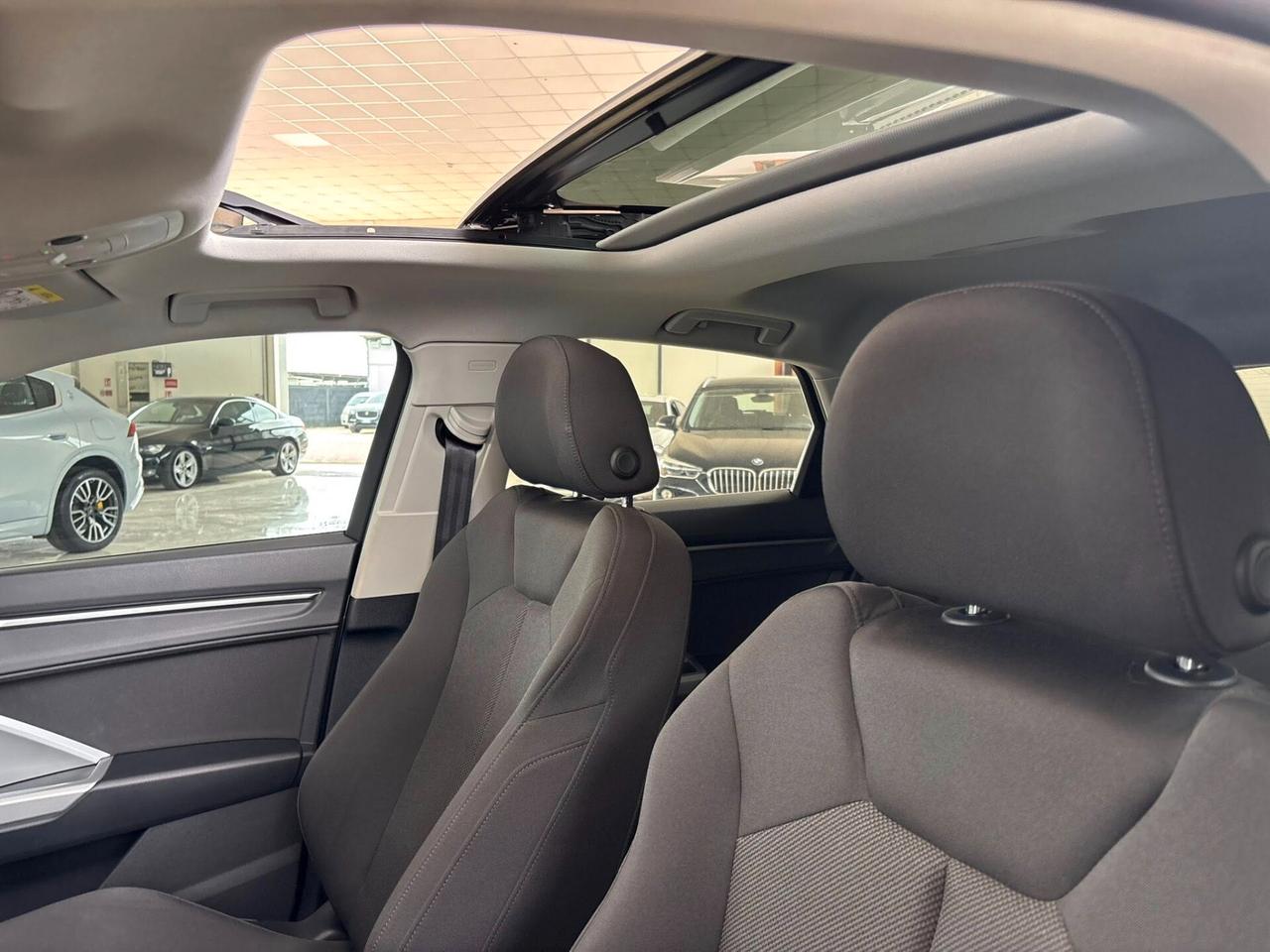 Audi Q3 35 TDI S tronic line edition