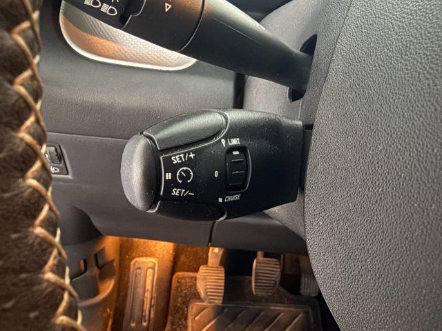 CITROEN C3 Picasso BlueHDi 100 Exclusive Cinema