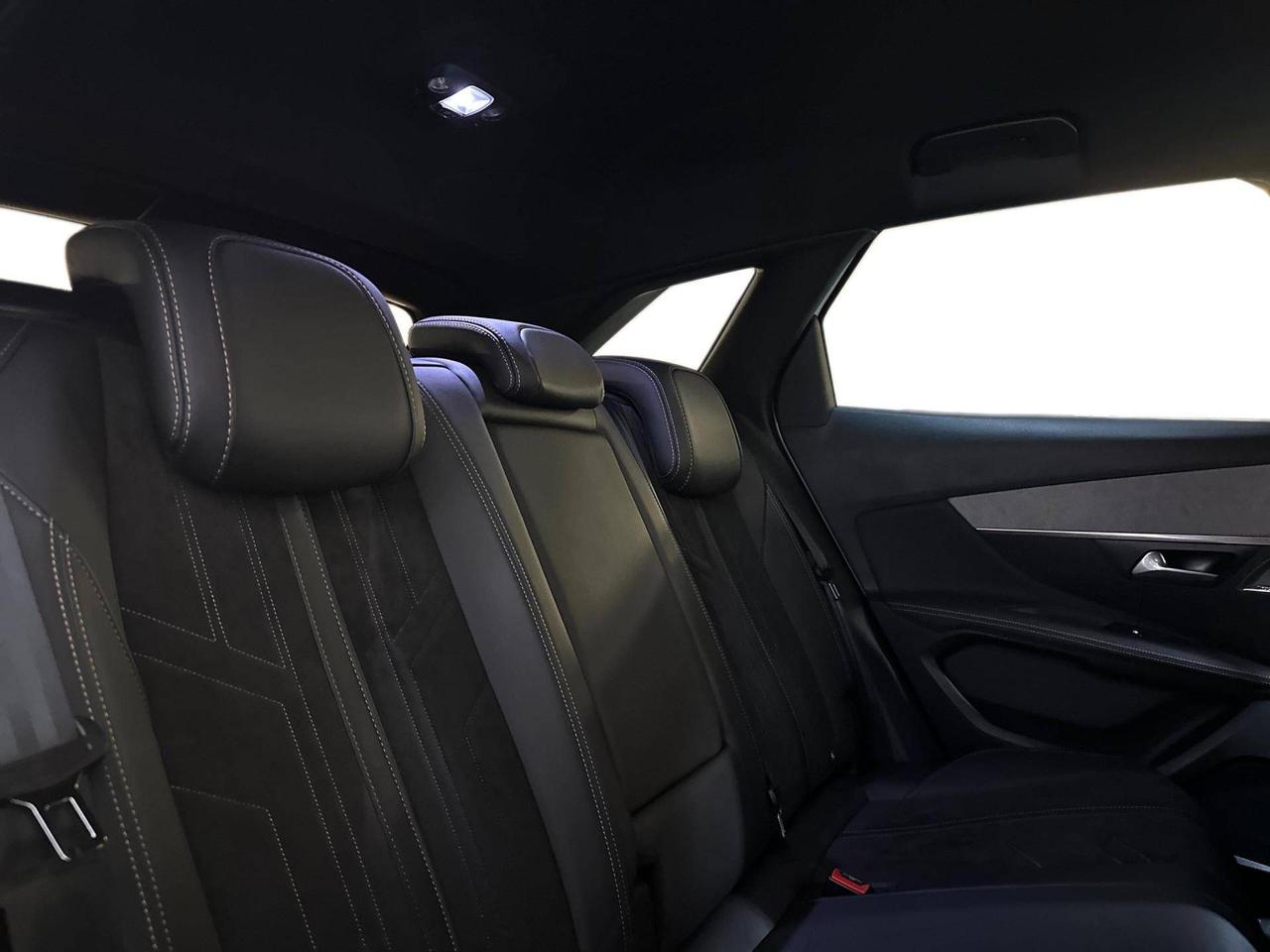 Peugeot 3008 1.5 bluehdi GT Pack 130cv