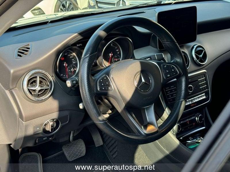 Mercedes-Benz CLA Berlina 200 Sport 7G-DCT