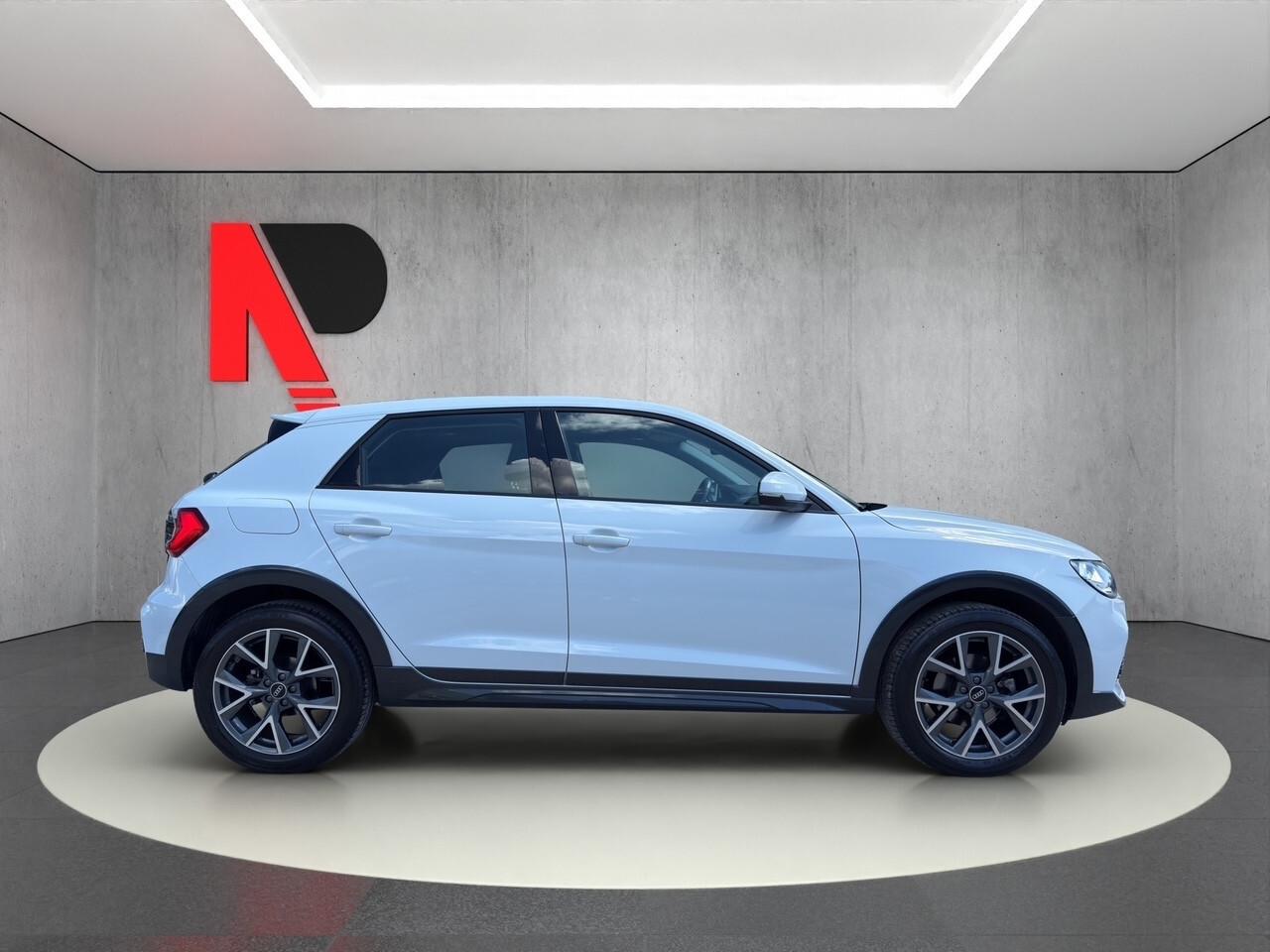 Audi A1 allstreet 30 TFSI Admired