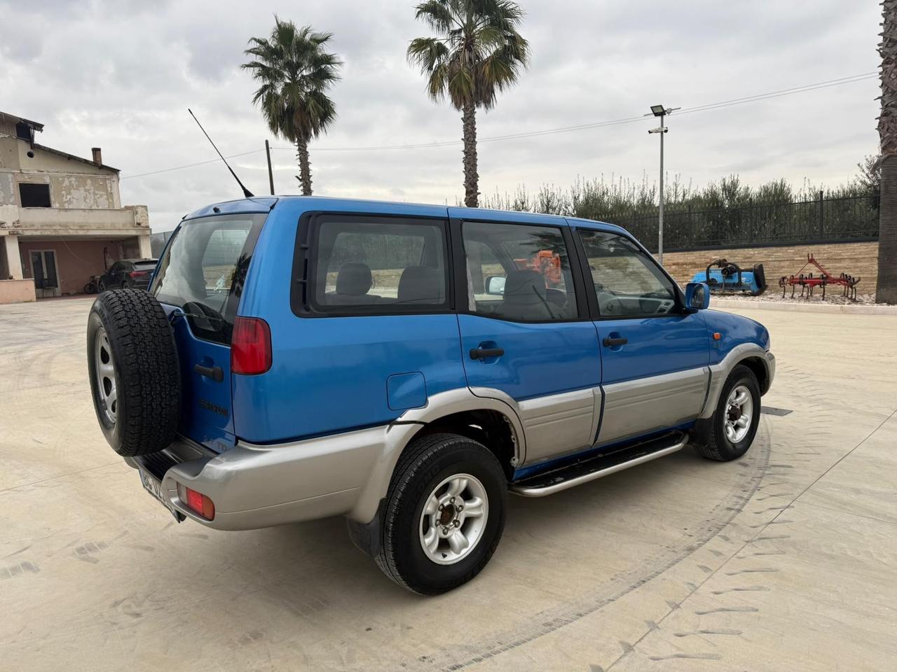 Nissan Terrano II 2.7 Tdi 5 porte Elegance