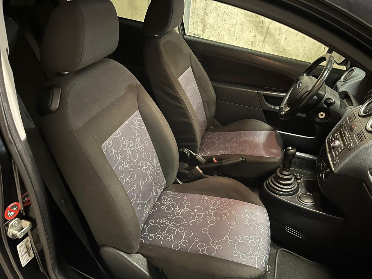 Ford Fiesta 1.4 TDCi 3p. Ghia 111000 km