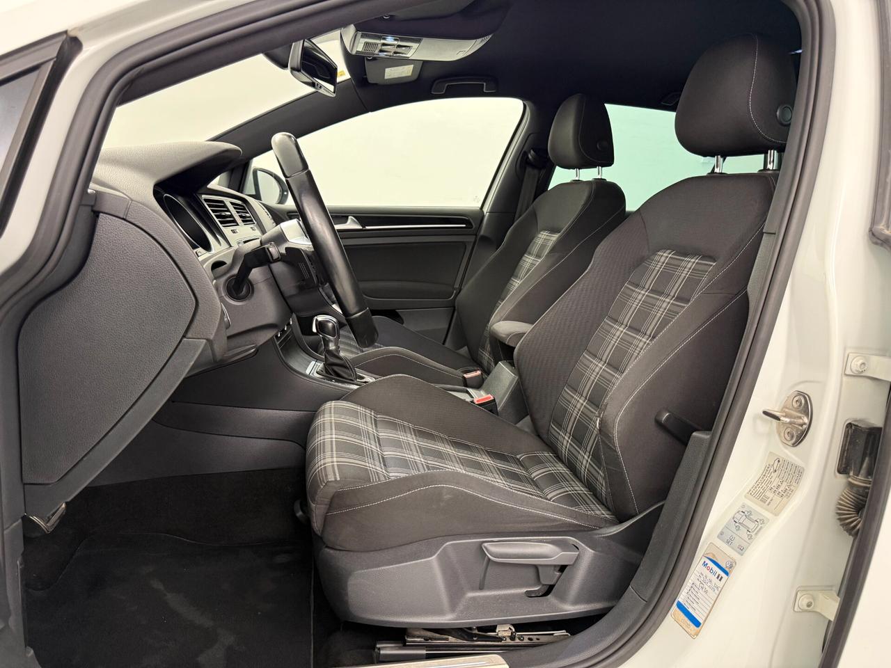 Volkswagen Golf GTD 2.0 TDI DSG 5p. BlueMotion Technology