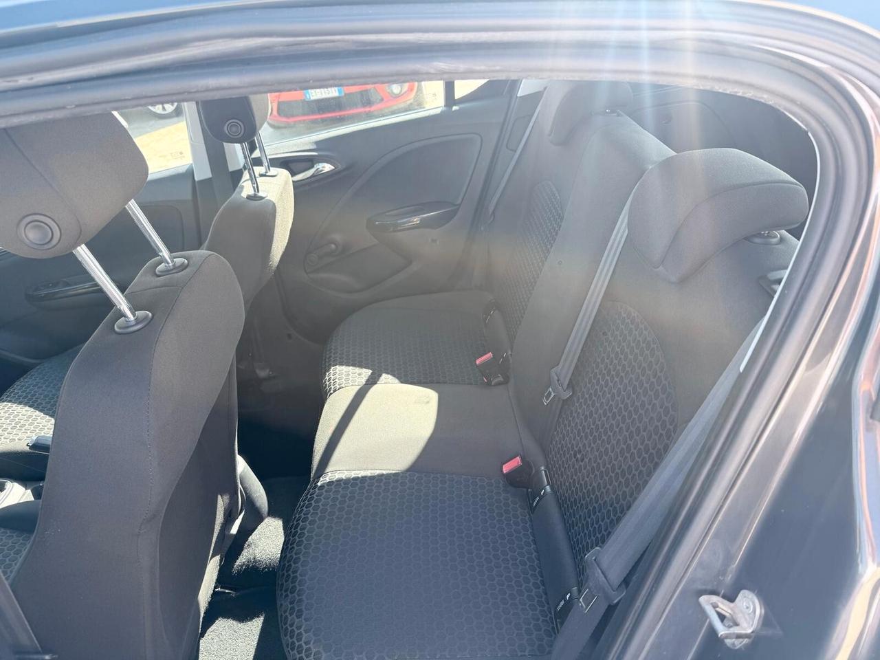Opel Corsa 1.3 CDTI 5 porte b-Color