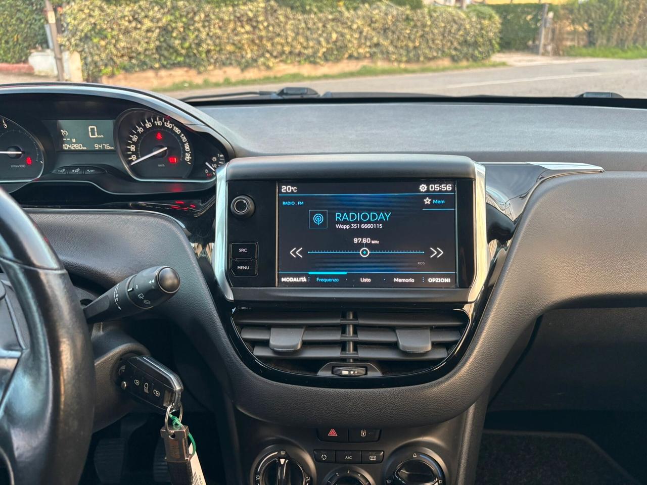 Peugeot 208 PureTech 82 5p. GPL Allure