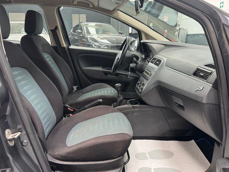 FIAT Grande Punto Grande Punto 5p 1.2 Active c/clima 65cv