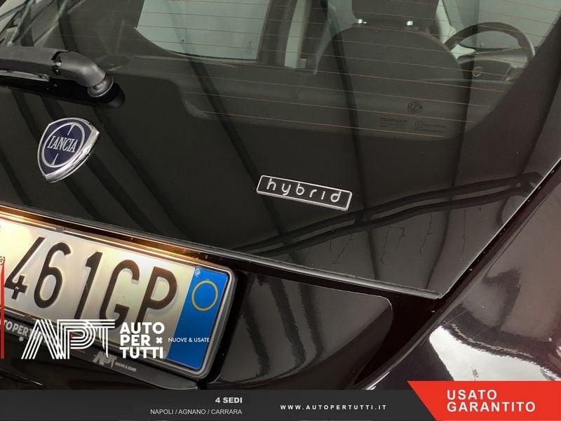 Lancia Ypsilon Ypsilon 1.0 firefly hybrid Silver s&s 70cv