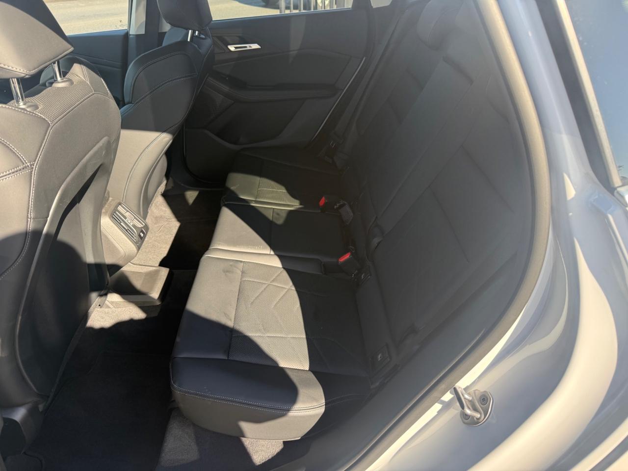 BMW 218d Active Tourer Luxury auto