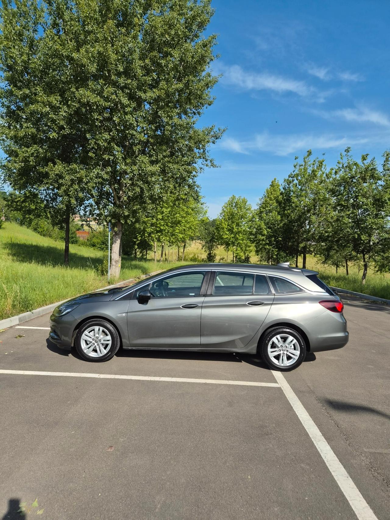 Opel Astra 1.6 CDTi 110CV Start&Stop Sports Tourer Business