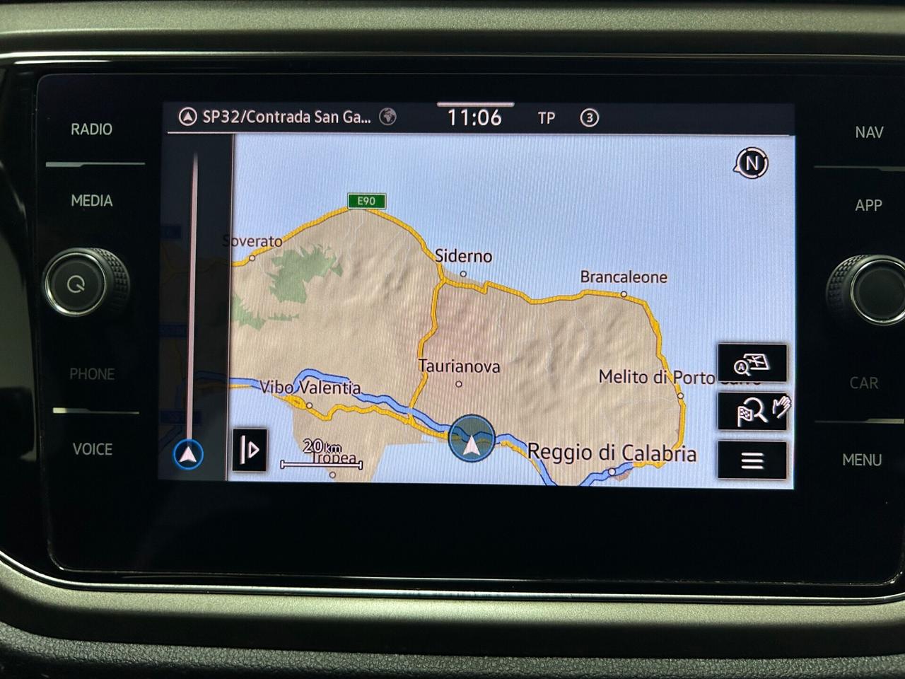 Volkswagen T-Roc 2.0 TDI SCR Business BlueMotion Technology
