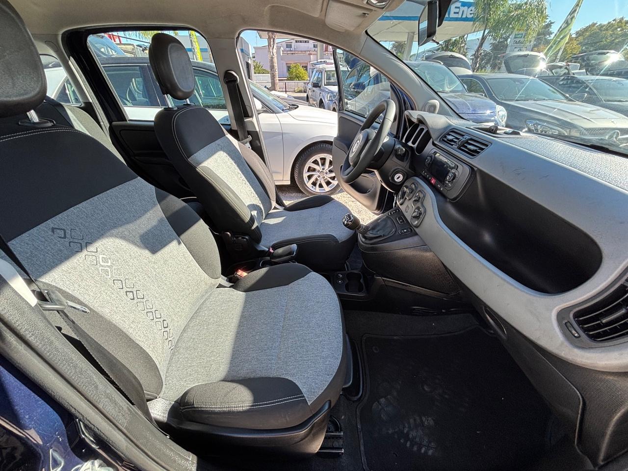 FIAT PANDA 1.2 GPL 2017 LOUNGE