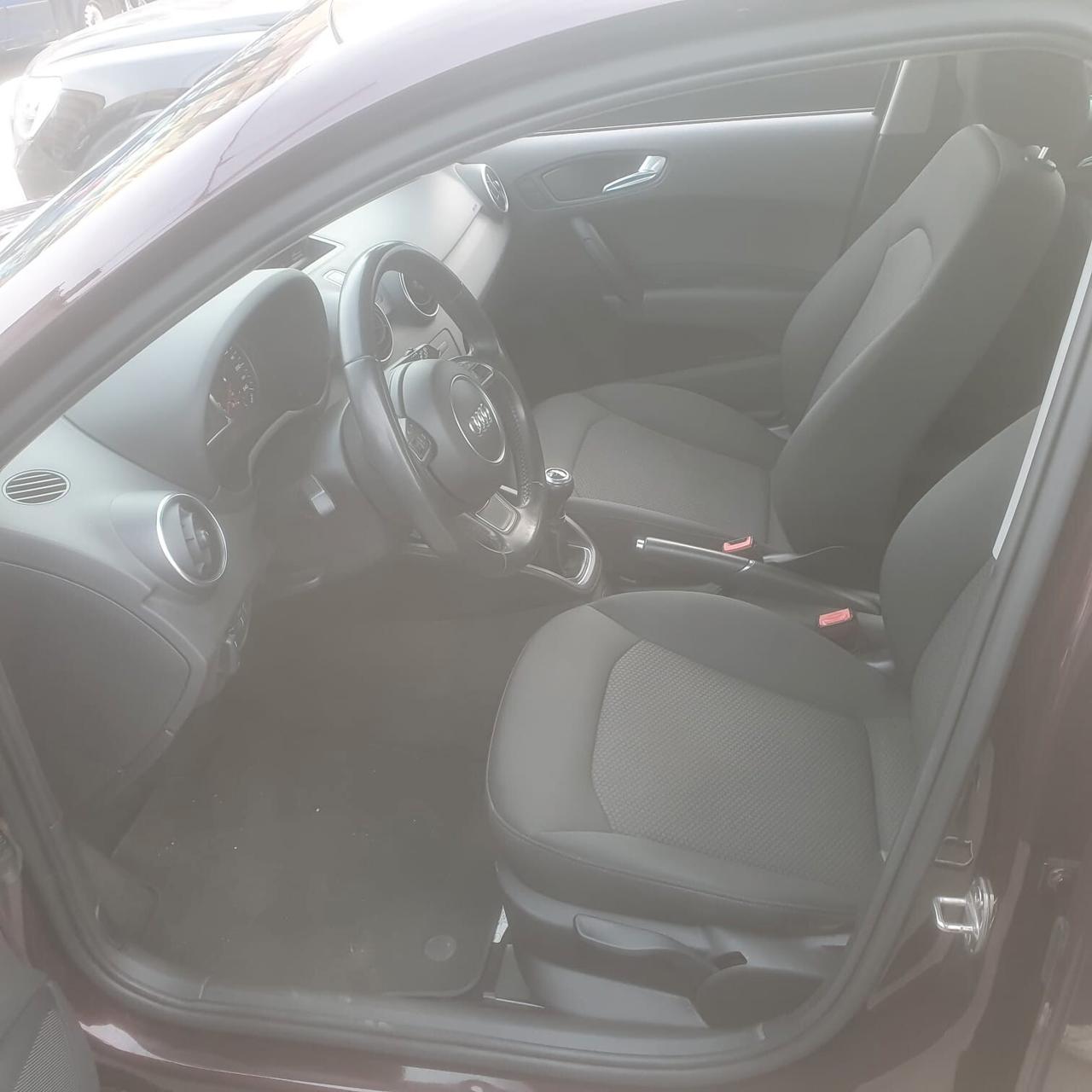 Audi A1 SPB 1.6 TDI Admired